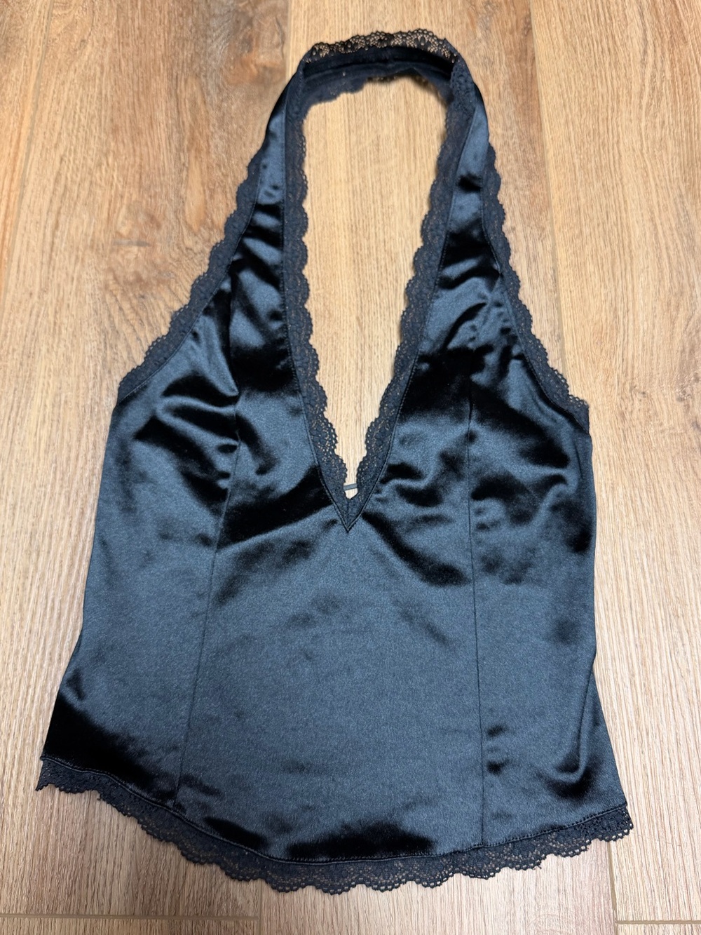 Kimchi Blue Black Lace Cropped Halter Top Y2K Whimsigoth Coquette Satin Small